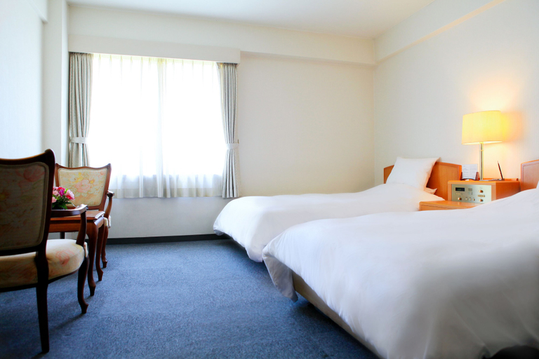 Bedroom 4, Kurashiki Seaside Hotel, Kurashiki
