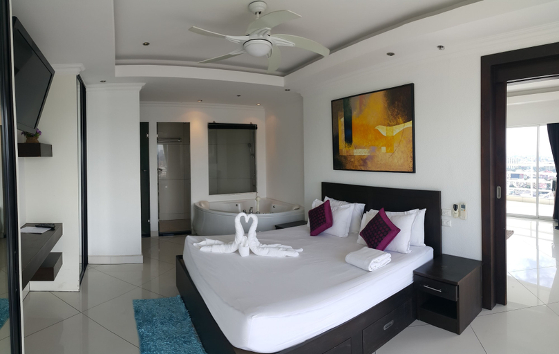 Bedroom 2, Vtsix Condo Service at View Talay Condo, Pattaya