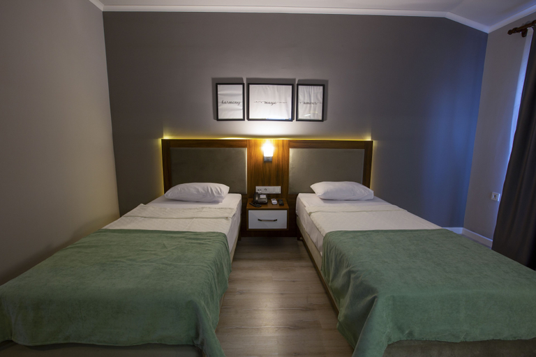 Bedroom 5, HMA Hotel & Suites, Alanya