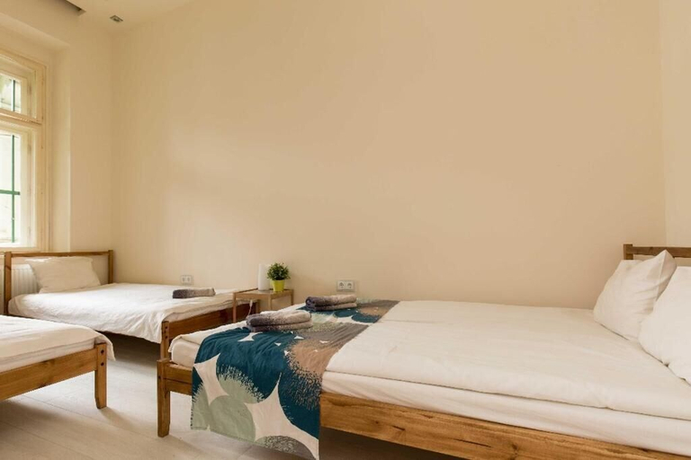 Bedroom 3, Erzsébet Spa Apartment, Budapesti