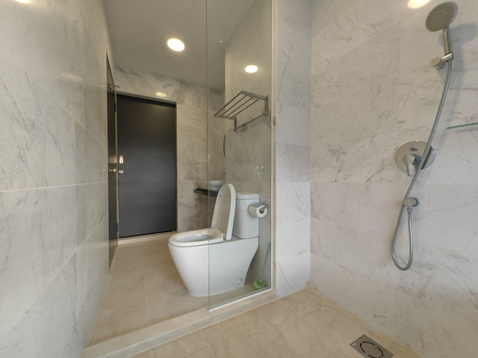 Bathroom 8