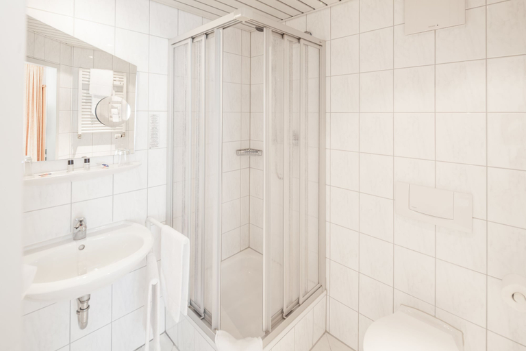 Bathroom 4, City Hotel Freiburg, Freiburg im Breisgau