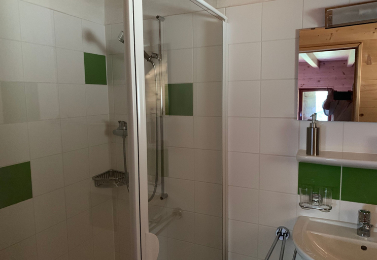 Bathroom 5, Le Communal Chalet La Renarde, Monthey