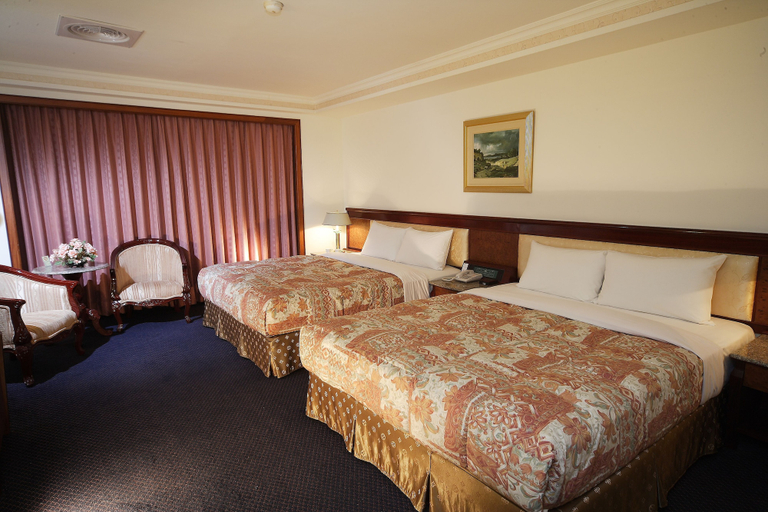 Bedroom 2, Noble Hotel, Kaohsiung