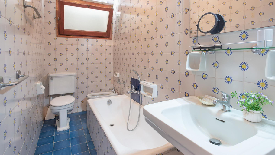 Room 5, Retiro Perpignan in Alghero, Sassari