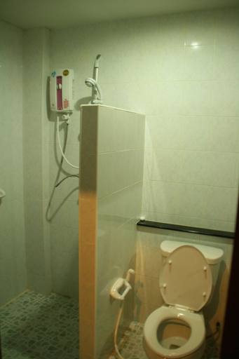 Bathroom 4, Marina Beach Resort, Ko Samui