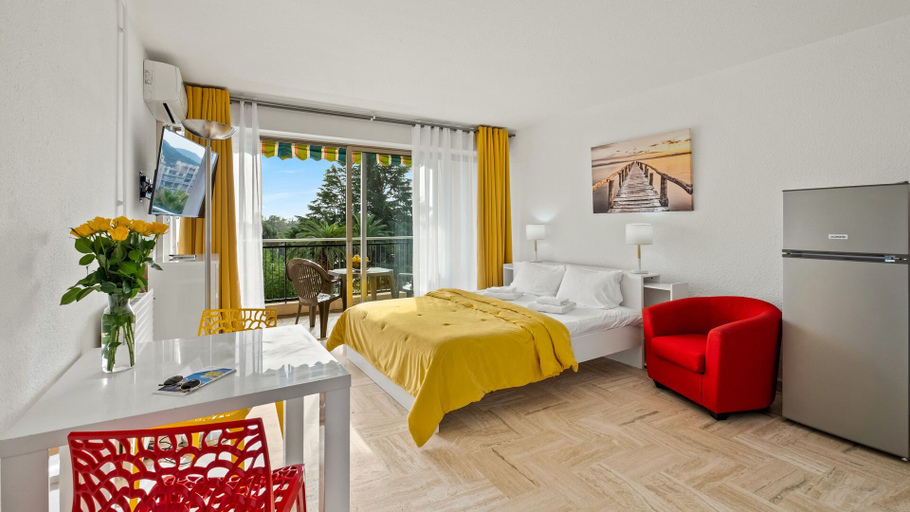 Bedroom 5, Cannes Marina Residence, Alpes-Maritimes