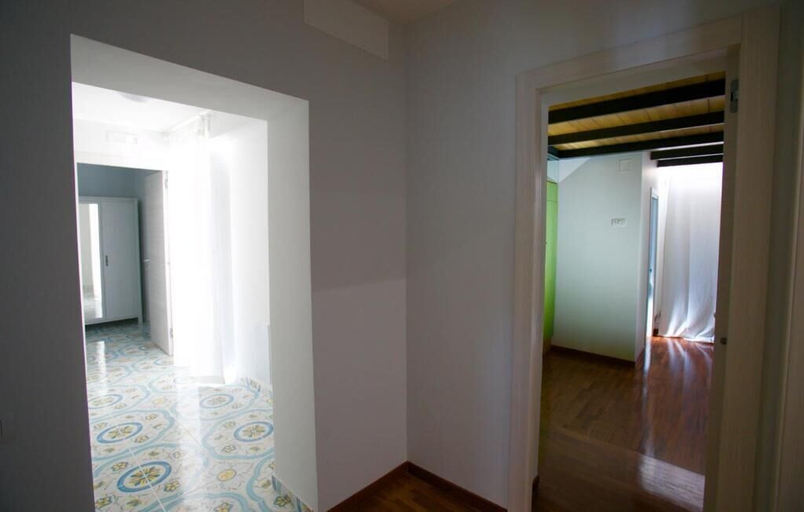 Bedroom 5, Divina Salerno, Salerno