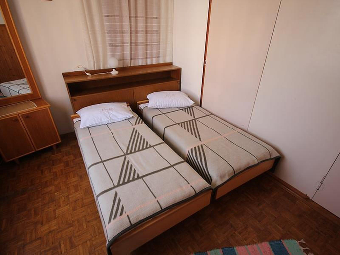 Bedroom 4, Comfortable Apartment, Close to the Beach, Zadar