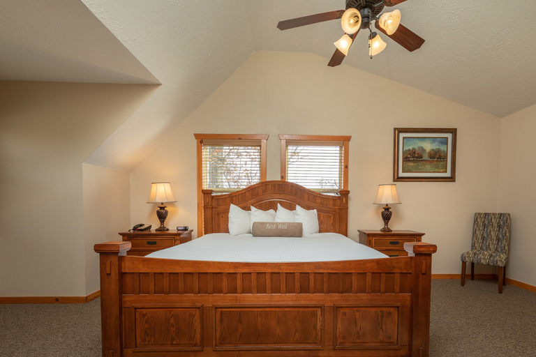 Bedroom 2, The Lodges At Table Rock Lake By Capital Vacations, Stone