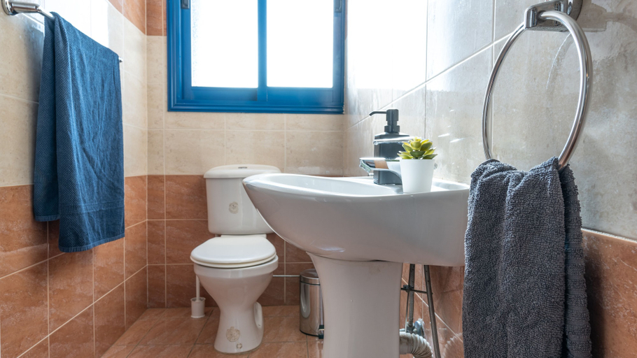 Bathroom 3, Villa Near the Beach