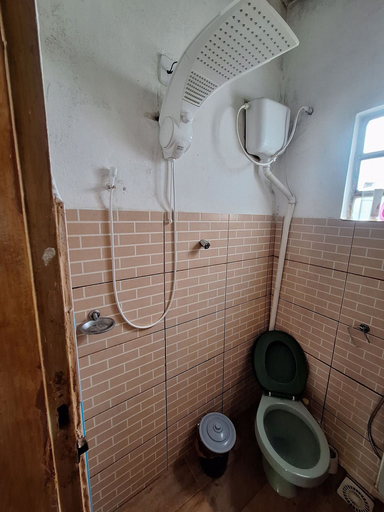 Bathroom 3, Farmless Home, Tiradentes
