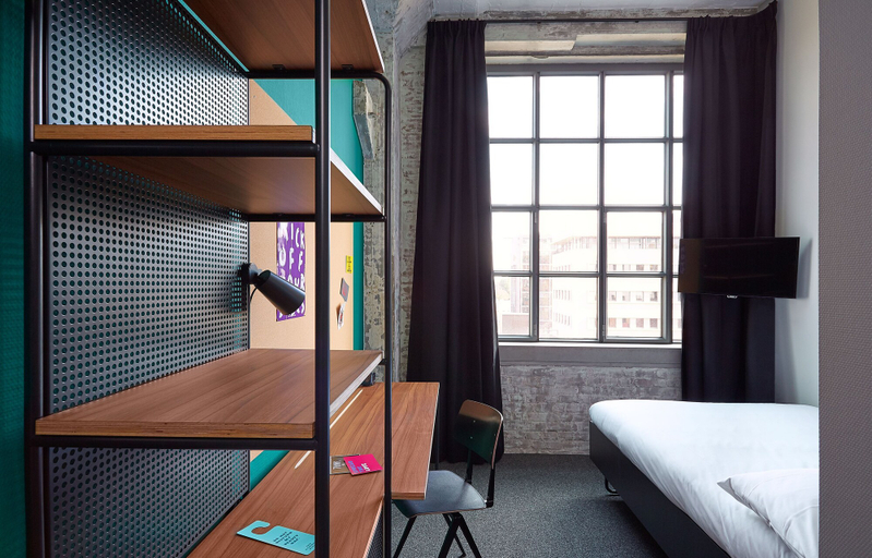 Bedroom 4, The Social Hub Maastricht, Maastricht