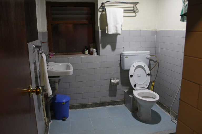 Bathroom 3, Yala Heritage Home, Bagmati