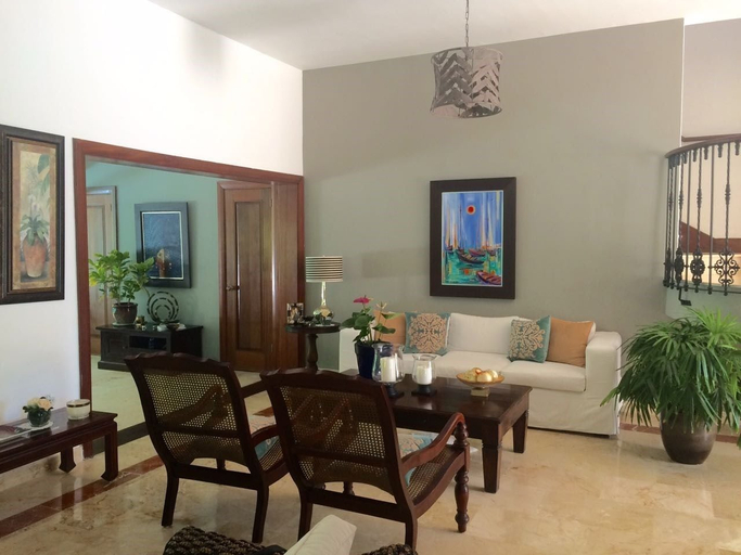 Others 5, Tortuga B-47, Salvaleon de Higuey