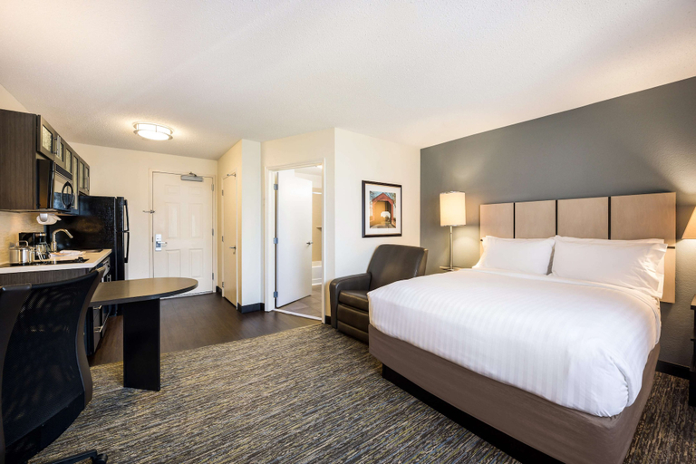 Bedroom 4, Sonesta Simply Suites Albuquerque, Bernalillo