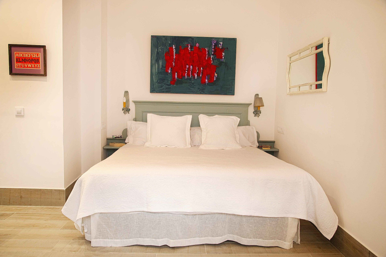 Bedroom 3, Overland Suites Catedral, Sevilla