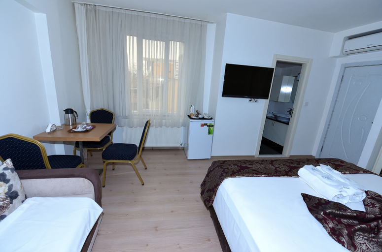 Bedroom 3, Beyaz Kosk Hotel, Kadıköy