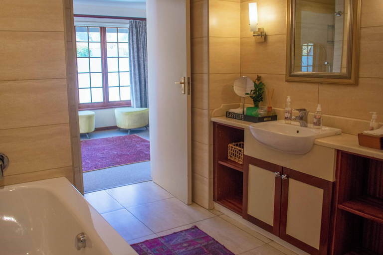 Bathroom 5, 5 Seasons Guesthouse, Cape Winelands