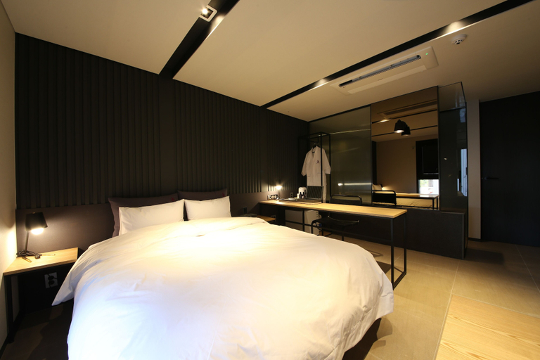 Bedroom 2, Hotel Yeoubi, Haeundae
