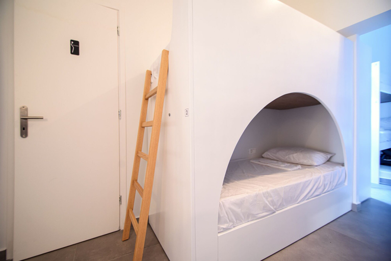 Bedroom 3, Central Oia Hostel, South Aegean