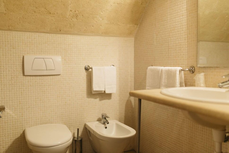 Bathroom 3, Residence del Casalnuovo, Matera