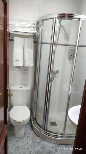 Bathroom 4, Hostal Hispánico I, Salamanca
