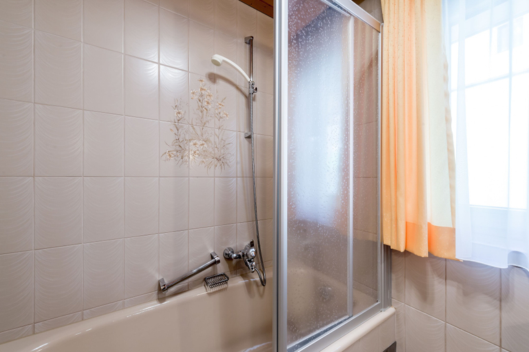 Bathroom 4, Apart Hotel Garni Wieser - Sölden, Imst