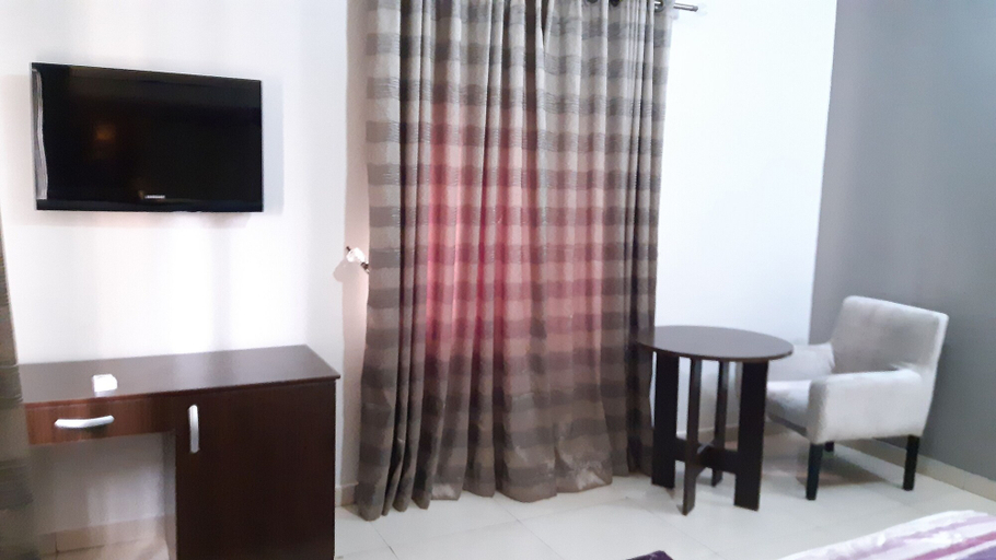 Others 5, Santiago Bay Hotel, AbujaMun