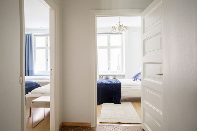 Bedroom 4, 2ndhomes 2BR apartment by the Esplanade Park, Uusimaa