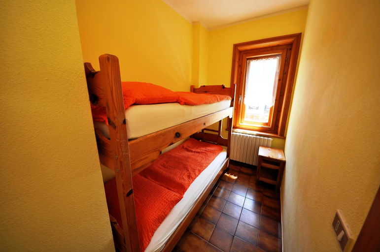 Bedroom 2, Residence Casa Longa, Sondrio