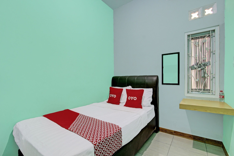 Bedroom 4, OYO 92521 Guest House Inayah Syariah, Bantul