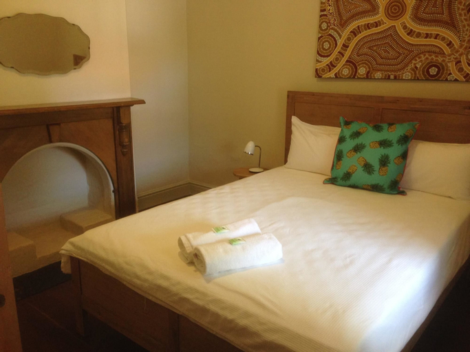 Bedroom 2, Arundels Boutique & Fremantle Holiday Accommodations, Fremantle