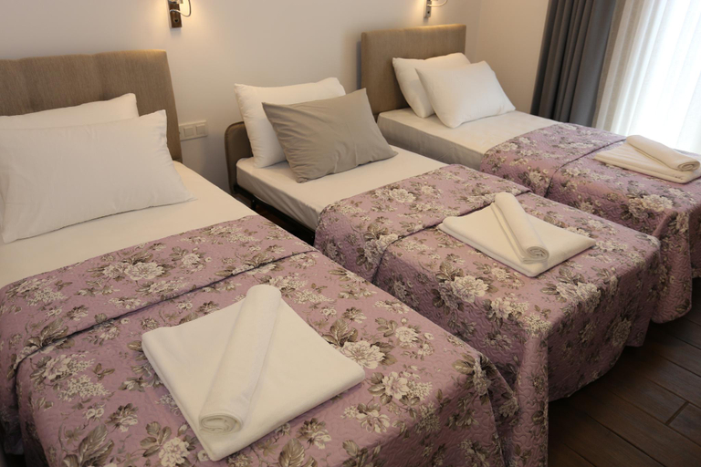 Others 5, Ata Cesme Otel, Çeşme