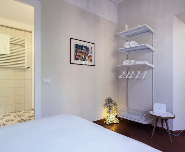 Bedroom 4, Calisto RTH, Rome