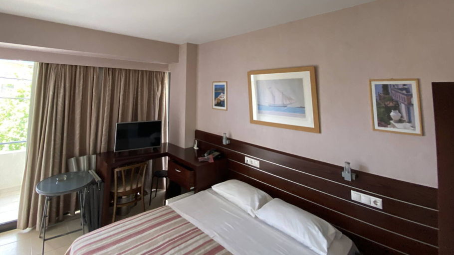 Bedroom 3, Saint George, Central Macedonia