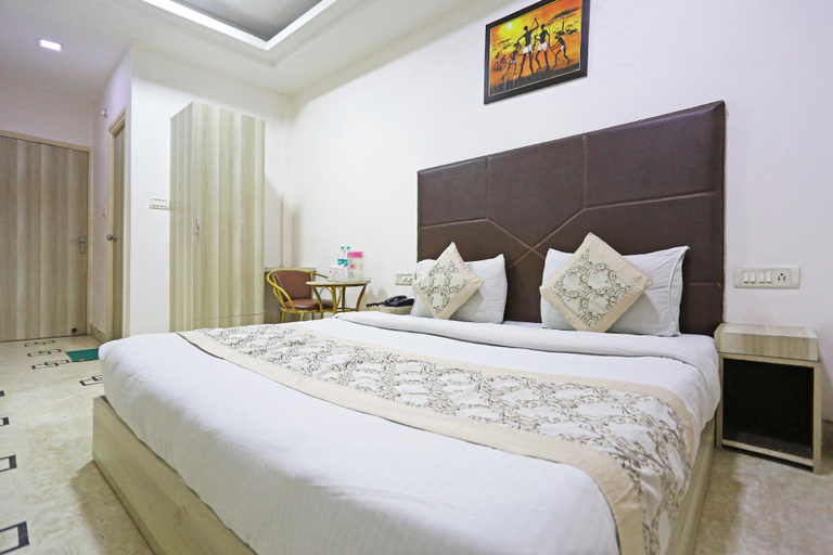 Bedroom 2, HOTEL STERLING IN INN, Delhi
