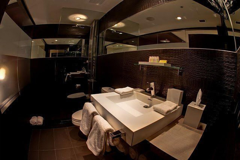 Bathroom 5, Prime Hotel, Miami-Dade