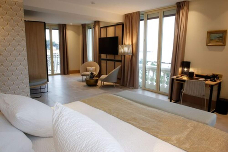 Bedroom 3, Splendid Hotel, Var