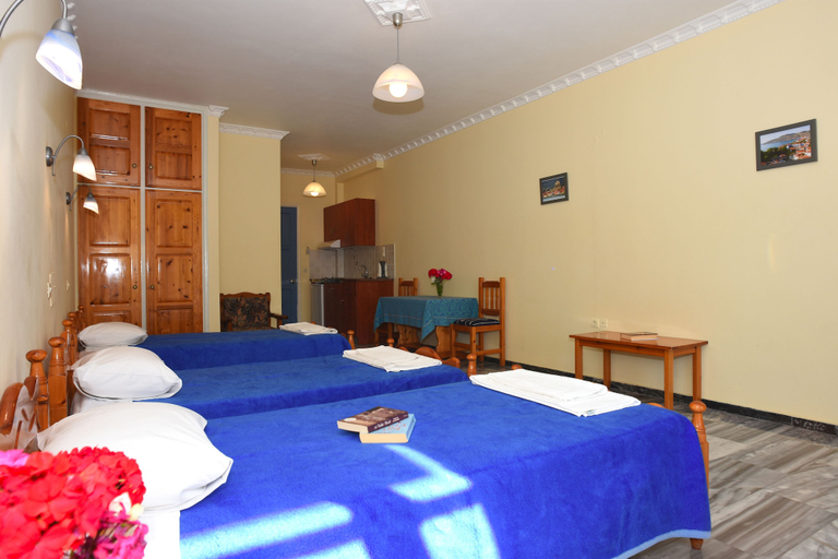 Bedroom 3, Blue Sky Hotel, North Aegean