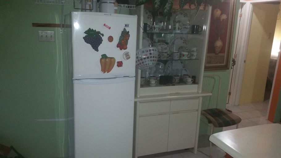 Others 5, Palm Cove - 2 Bedroom Cottage