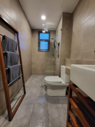 Bathroom 4, TIMURBAY BY IRISH STUDIO SUITE, Kuantan