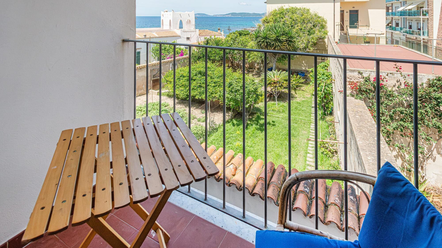 Room 3, Retiro Perpignan in Alghero, Sassari