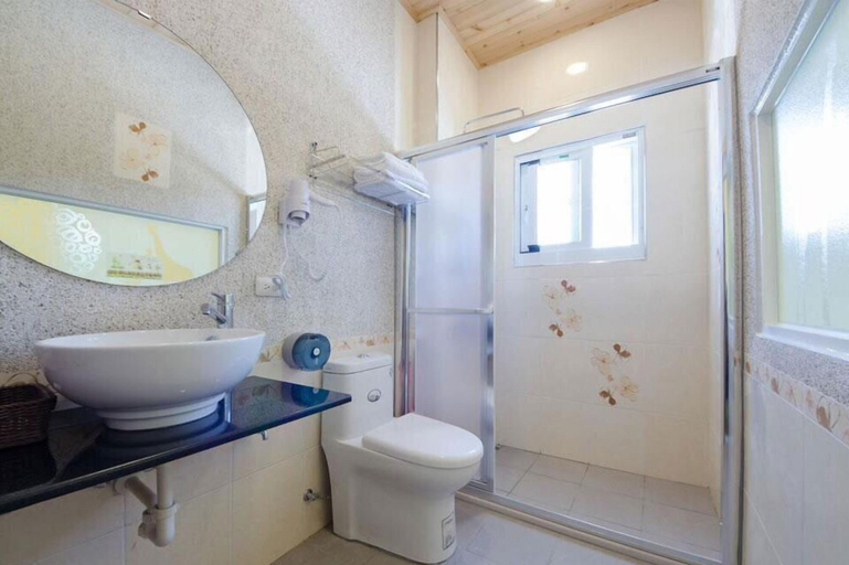 Bathroom, Stone Home Bed and Breakfast, Taitung