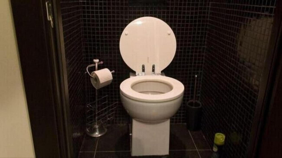 Bathroom, Apart Kiev Saksaganskogo 87, Shevchenkivs'kyi