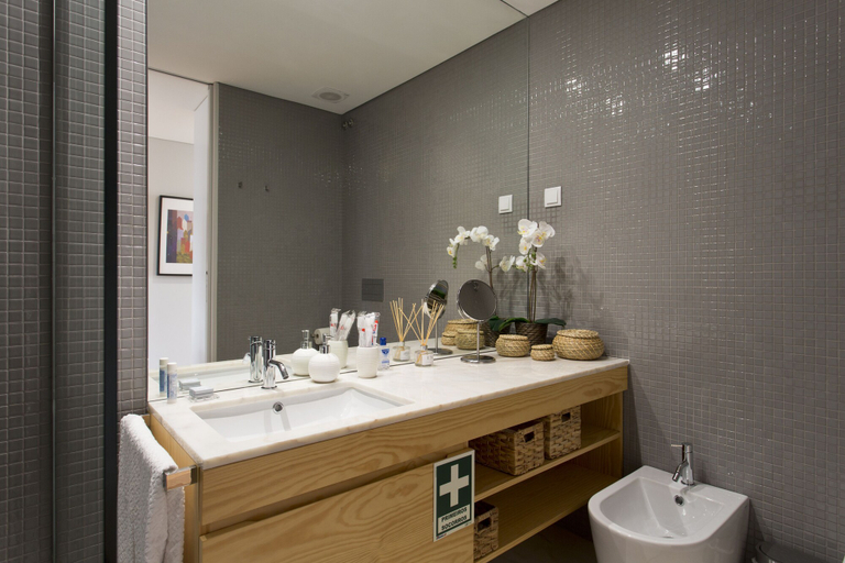 Bathroom 4, Apartment Hub85, Porto