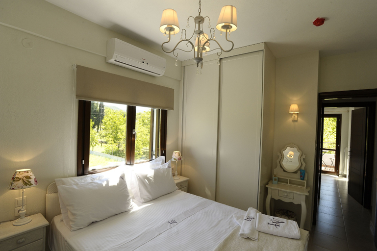 Bedroom 3, Levantes Villas, Thessaly