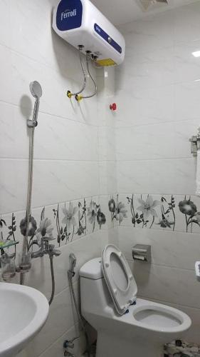 Others 2, Love Hotel - Lo TT6, KDT Van Phu- by Bay Hostel, Hà Đông