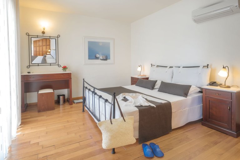 Bedroom 4, Miramare Resort & Spa, Crete