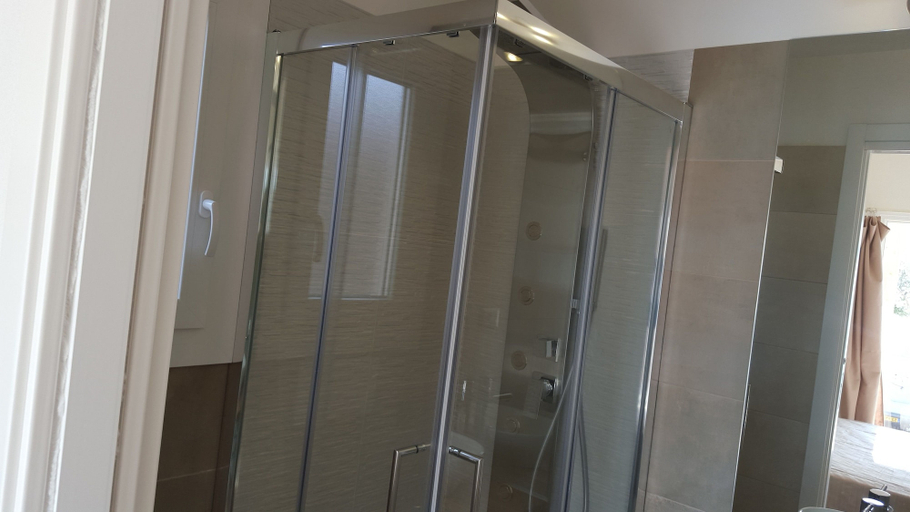 Bathroom 4, Campeggio Delle Rose, Brescia